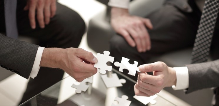 Montages de transmission d’entreprise